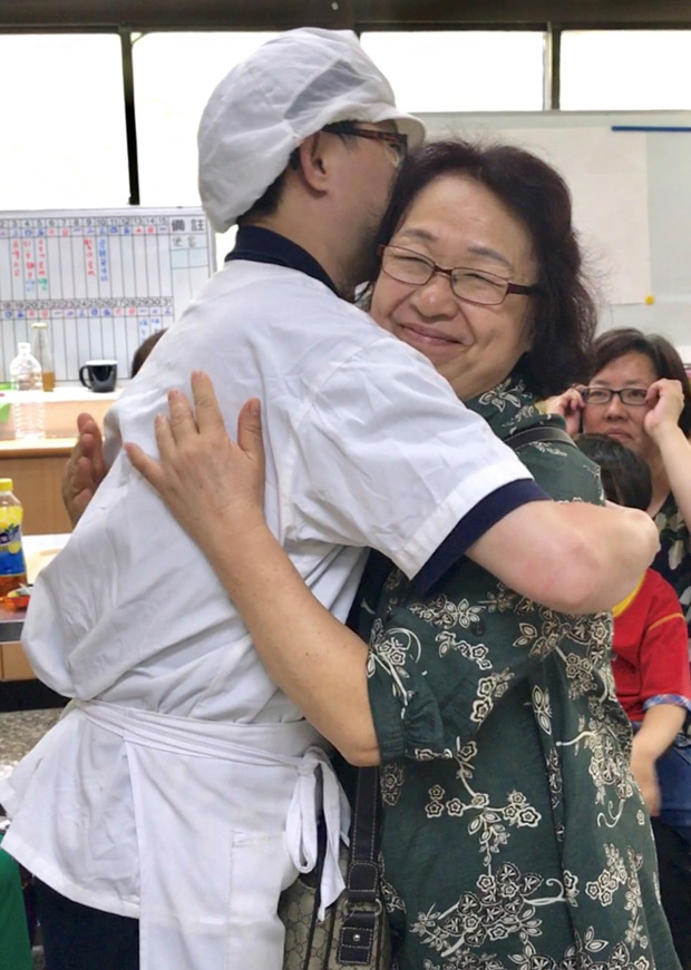 親做蛋糕獻給最想感謝的人 表達愛與感恩心_img_3