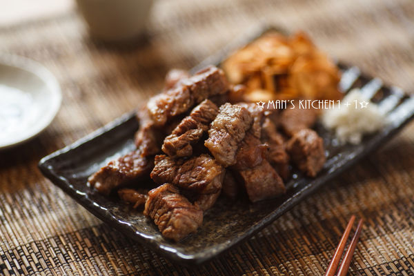 兩種配料就能引出食材的美味：蒜香骰子牛_img_5