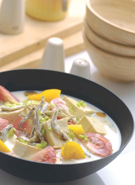 適合全家人的健康料理:麻油茶燉雞、骨氣十足健康煮_img_2