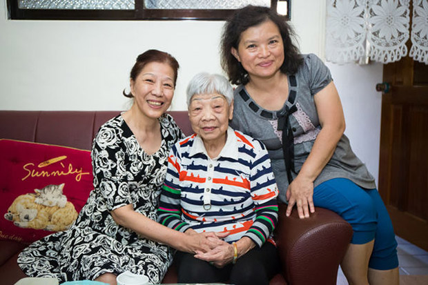 照顧高齡失智母親,結果自己也被確診失智...她樂觀迎擊苦難_img_3