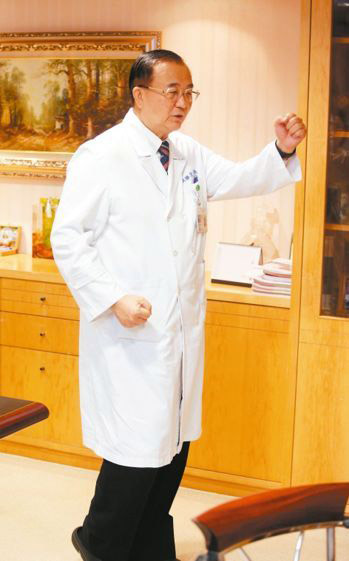 「北歐式健走」消耗熱量更大!新光醫院院長侯勝茂的養生方_img_2