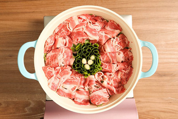 一鍋到底!網路爆紅超人氣鍋物:日式蔥牛鍋_img_1