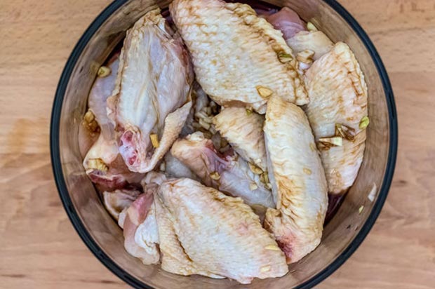 夏天開胃好滋味! 用「烤」的低卡泰式椒麻雞翅_img_2
