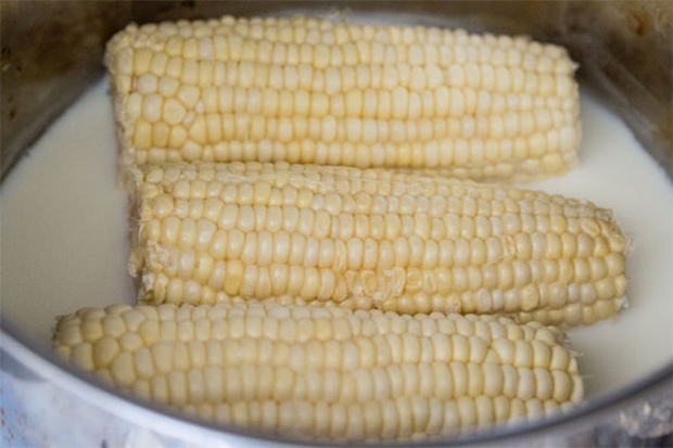 烤肉不可或缺的重要角色:夜市風碳烤玉米_img_2