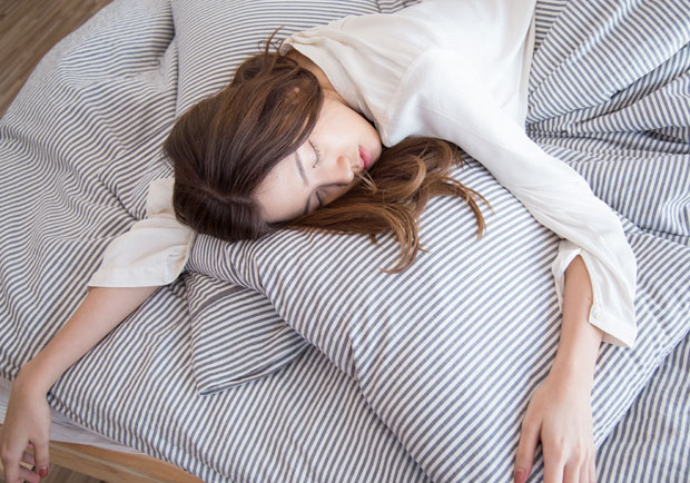 鬼壓床、無意識猝倒、異常想睡...「猝睡症」到底怎麼發生?_img_3