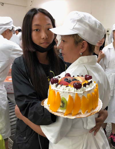 母親節前夕烘焙學員做蛋糕,獻給親人表達愛與感恩心_img_9