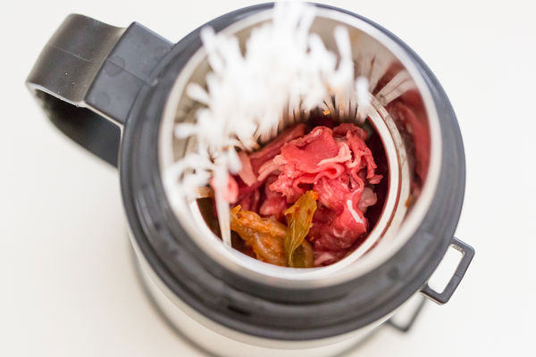 10分鐘免開火保溫杯料理:泡菜牛肉冬粉湯_img_6