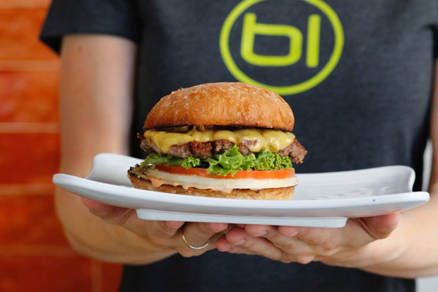 你吃的漢堡肉,是餵食過抗生素的牛肉嗎?_img_2