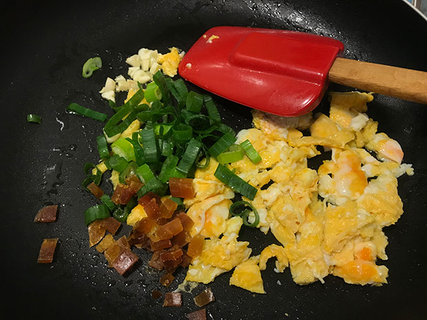 促進腸胃蠕動的低GI料理:蒟蒻米偽炒飯_img_3