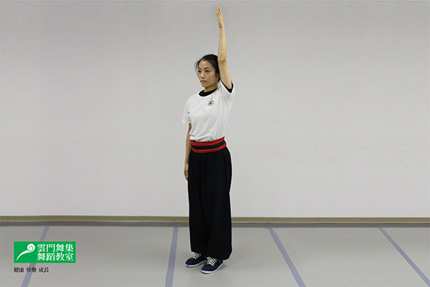 常用3C導致肩頸痠痛?一招「風輪掌」讓你開展胸背_img_2