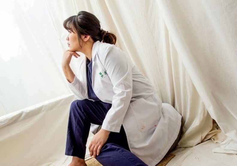 得到COVID-19該怎麼辦？染疫痊癒的確診者經驗分享