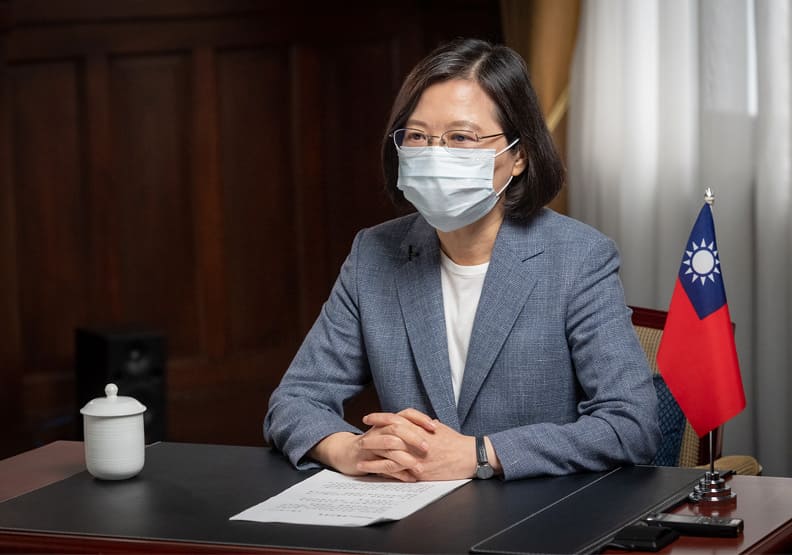 小英總統親上火線，仍說不清的國產疫苗三大爭議